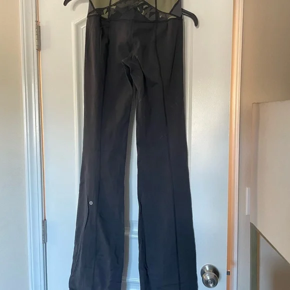 Lululemon align flare pant Size 4 - Picture 2 of 4